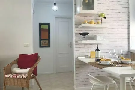 The Cozy Corner Candelaria